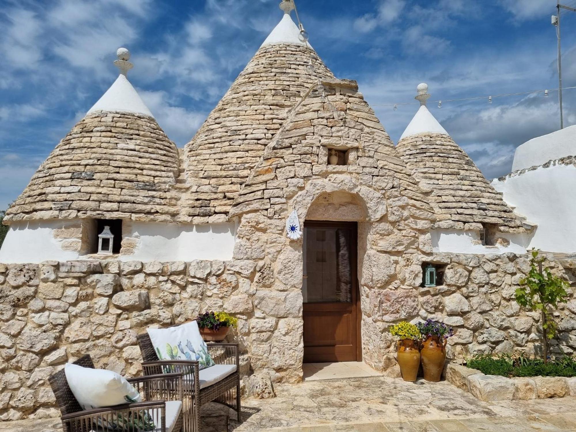 לינה וארוחת בוקר גרוטליה Trulli Di Spinaruta מראה חיצוני תמונה